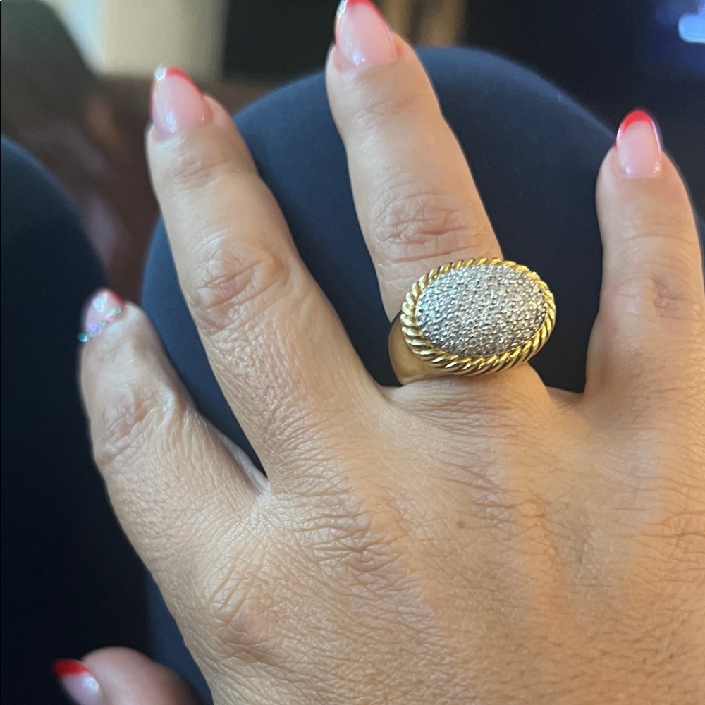 Elegant Gold and Silver Women's Ring